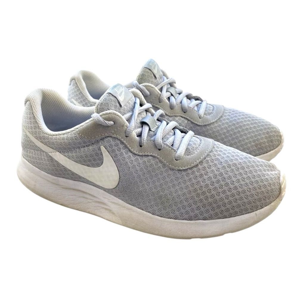 Nike Tanjun Men’s Running Shoes | Size 9